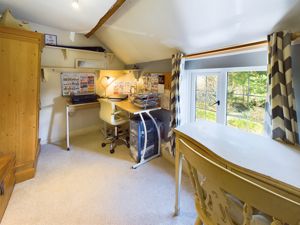 Bedroom- click for photo gallery